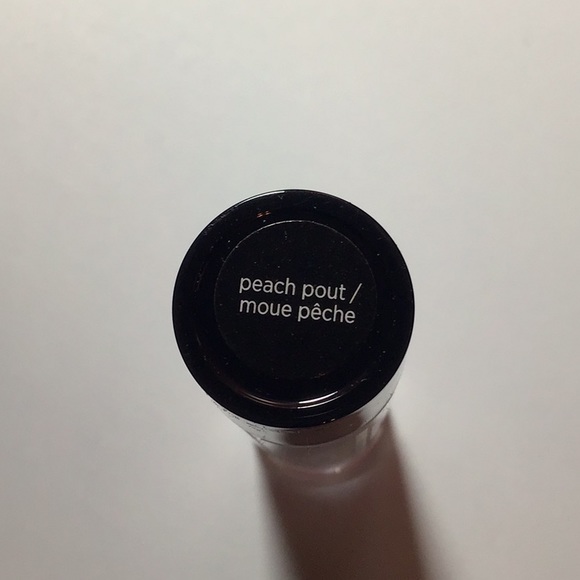 True Color Lip Balm in Peach Pout - Picture 3 of 4